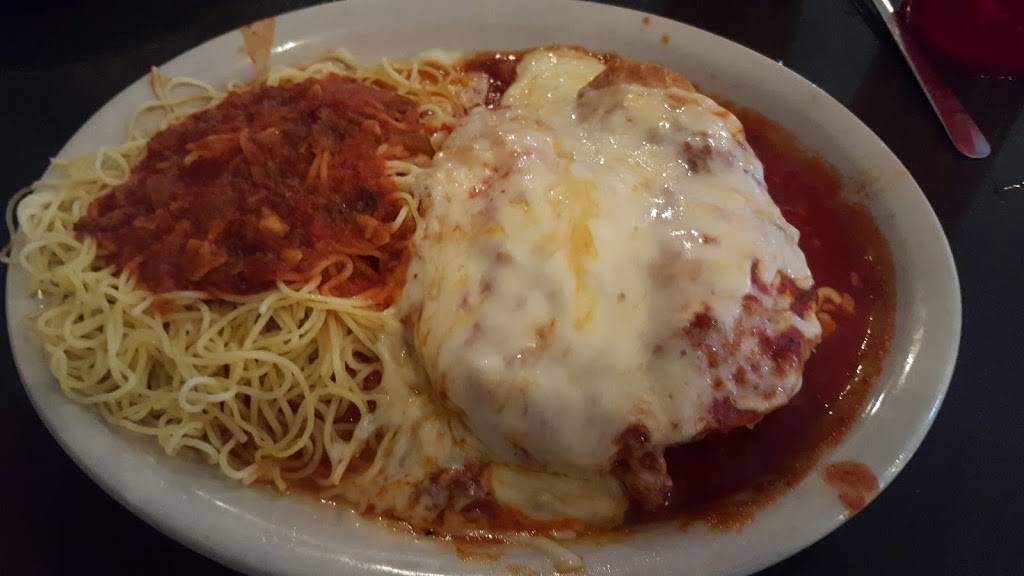 Par 3 Restaurant & Lounge | restaurant | 1530 E Judge Perez Dr, Chalmette, LA 70043, USA | 5042799114 OR +1 504-279-9114