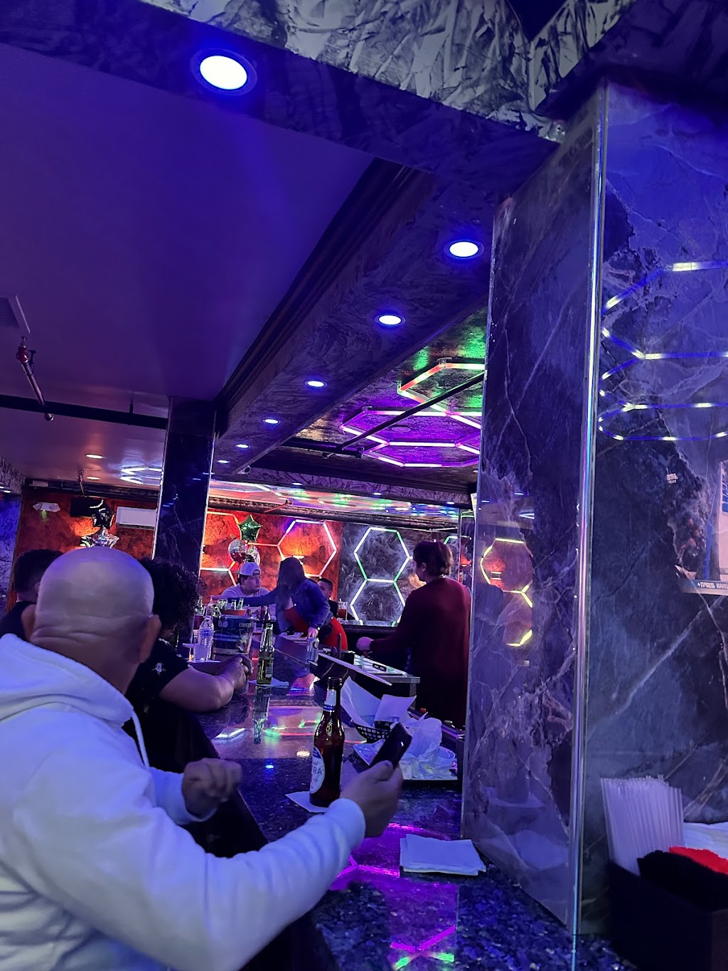 Mi Mariachi Restaurant | restaurant | 11301 Fern St, Wheaton, MD 20902, USA | 2406698252 OR +1 240-669-8252