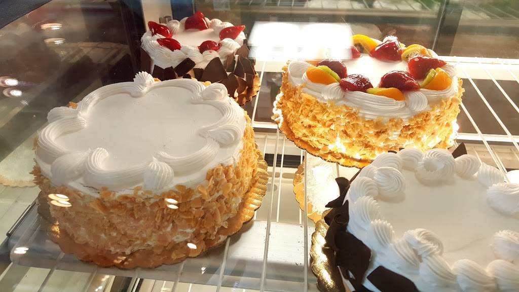 Panaderia Latina | restaurant | 6251 Little River Turnpike, Alexandria, VA 22312, USA | 7036425200 OR +1 703-642-5200