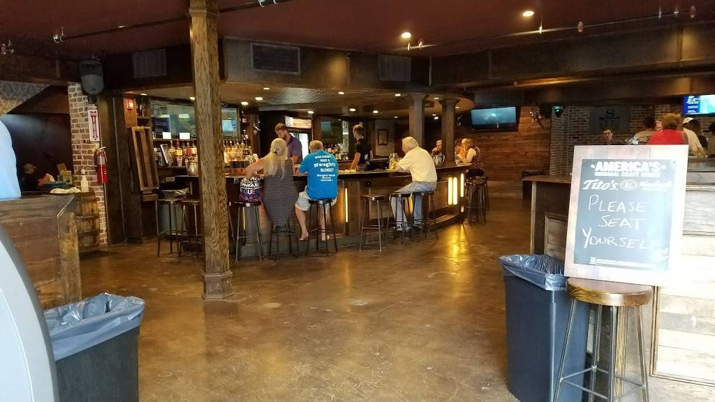 Study Hall, Restaurant And Bar | restaurant | 101 College Ave, Clemson, SC 29631, USA | 8649731113 OR +1 864-973-1113