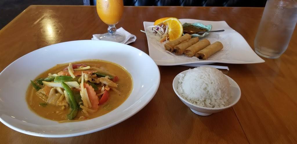 Chang Kao Thai Cuisine | restaurant | 6233 14th St W, Bradenton, FL 34207, USA | 9417392217 OR +1 941-739-2217