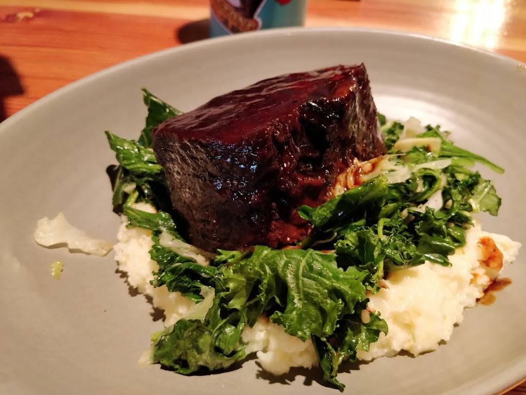 The Macintosh | restaurant | 2119 E Camelback Rd, Phoenix, AZ 85016, USA | 6023688766 OR +1 602-368-8766