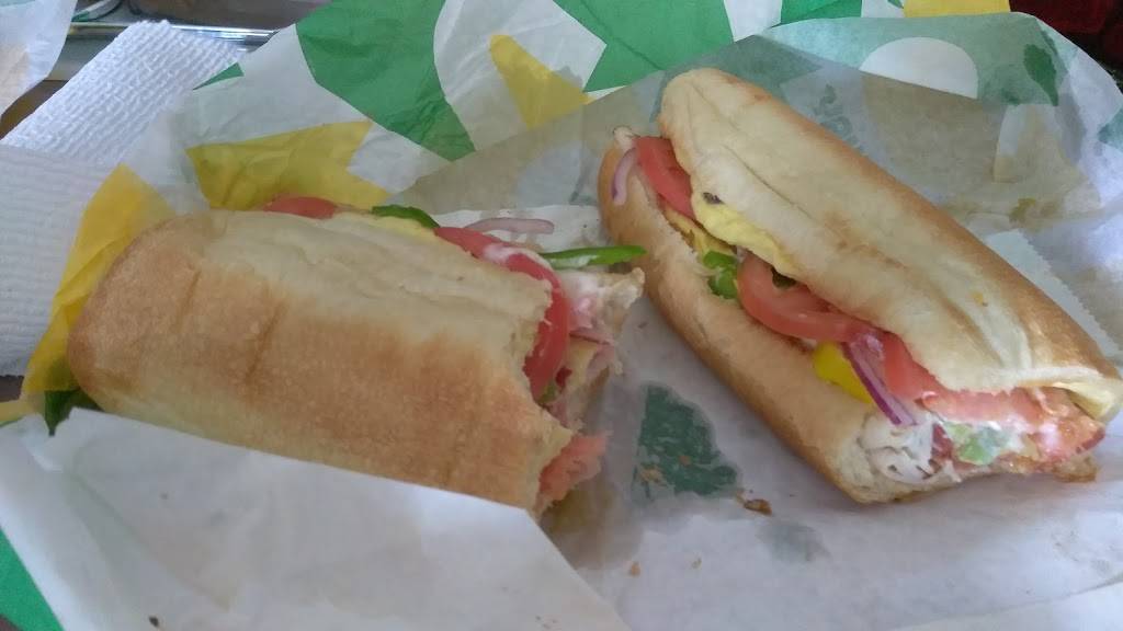 Subway | restaurant | 2185 FL-44, DeLand, FL 32720, USA | 3867367310 OR +1 386-736-7310