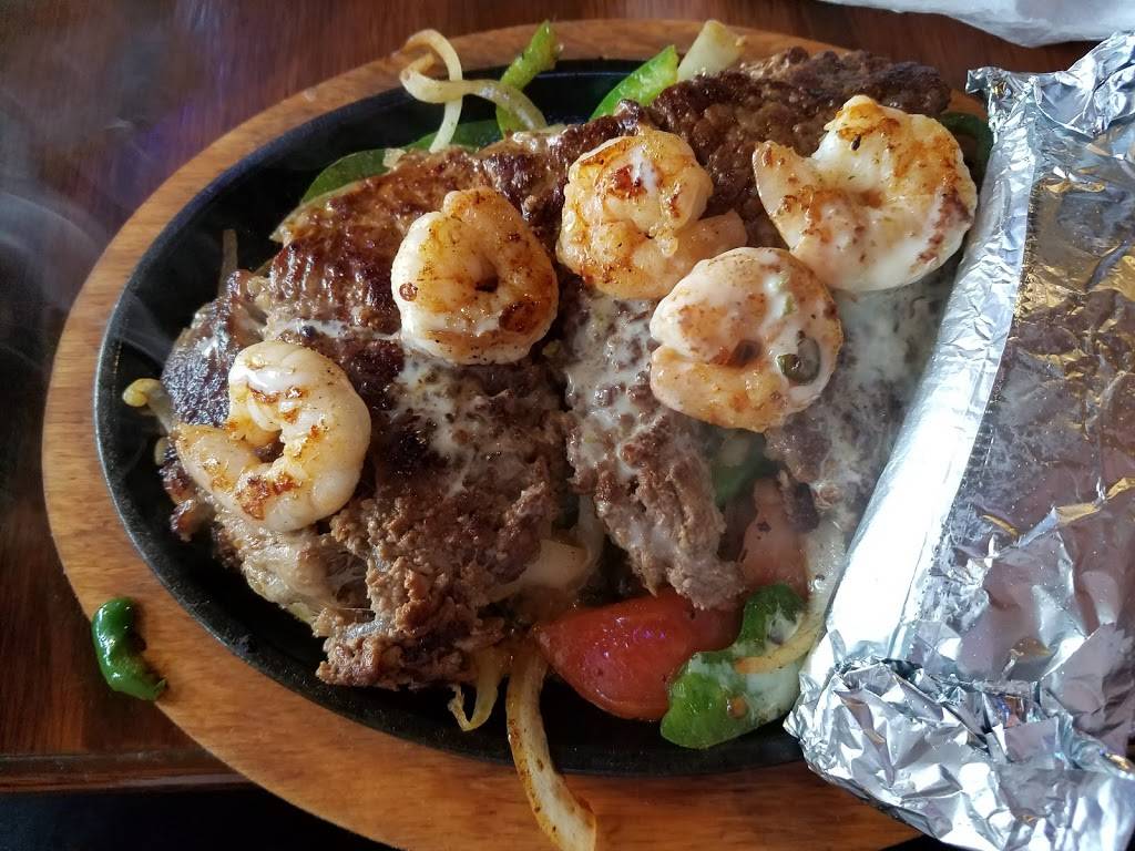 Compas Mexican Grill & Cantina | restaurant | 133 City Smitty Dr, St Marys, GA 31558, USA | 9125761239 OR +1 912-576-1239