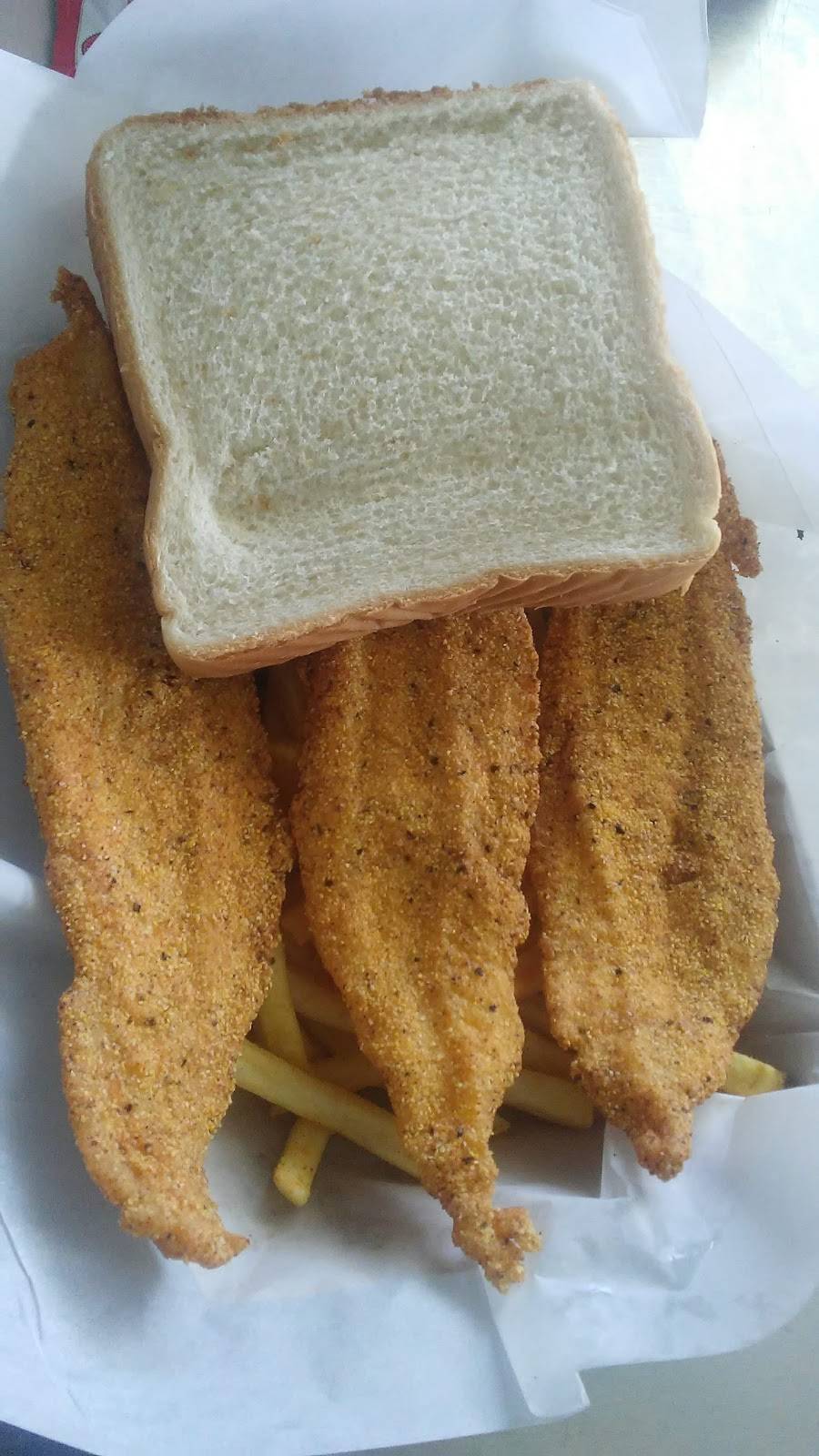 Snappy Catfish | restaurant | 3534 N Hampton Rd, Dallas, TX 75212, USA | 2148193862 OR +1 214-819-3862
