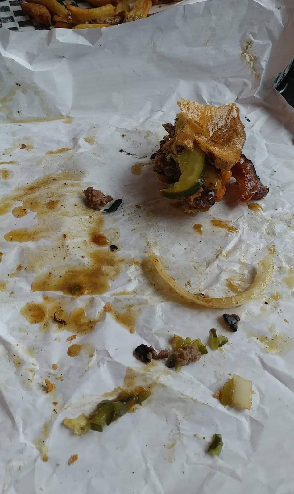 Big Boys Burgers | restaurant | 743 William St, Cobourg, ON K9A 3A7, Canada | 9053720123 OR +1 905-372-0123