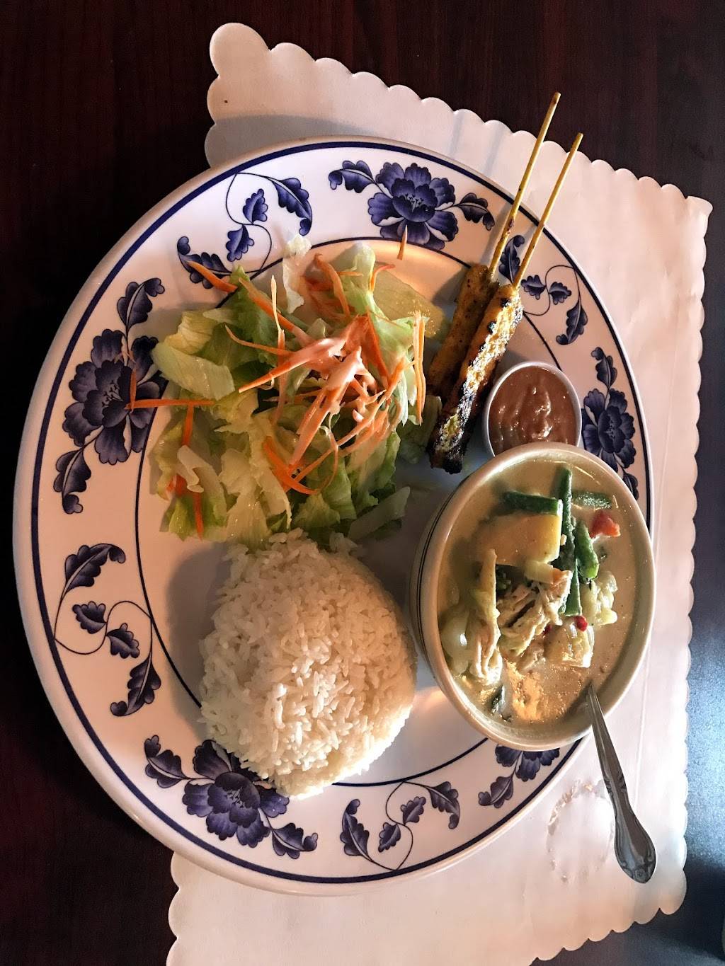 Thai House | restaurant | 200 W Hwy 12, Valley Springs, CA 95252, USA | 2097728549 OR +1 209-772-8549