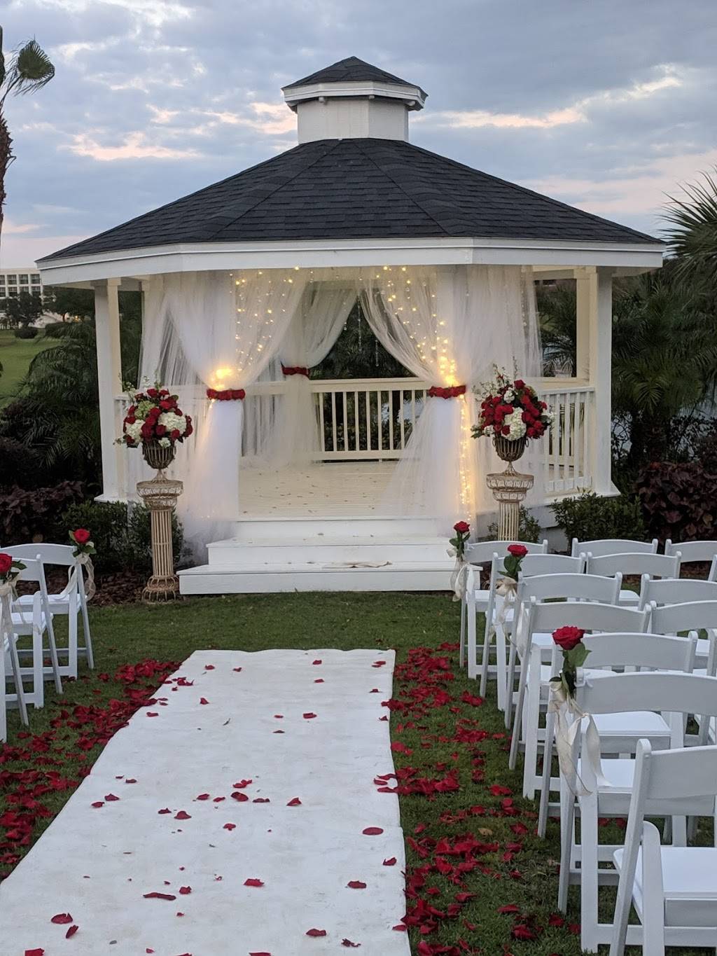 Heathrow COUNTRY CLUB | restaurant | 2100 Bridgewater Dr, Heathrow, FL 32746, USA | 4073331450 OR +1 407-333-1450