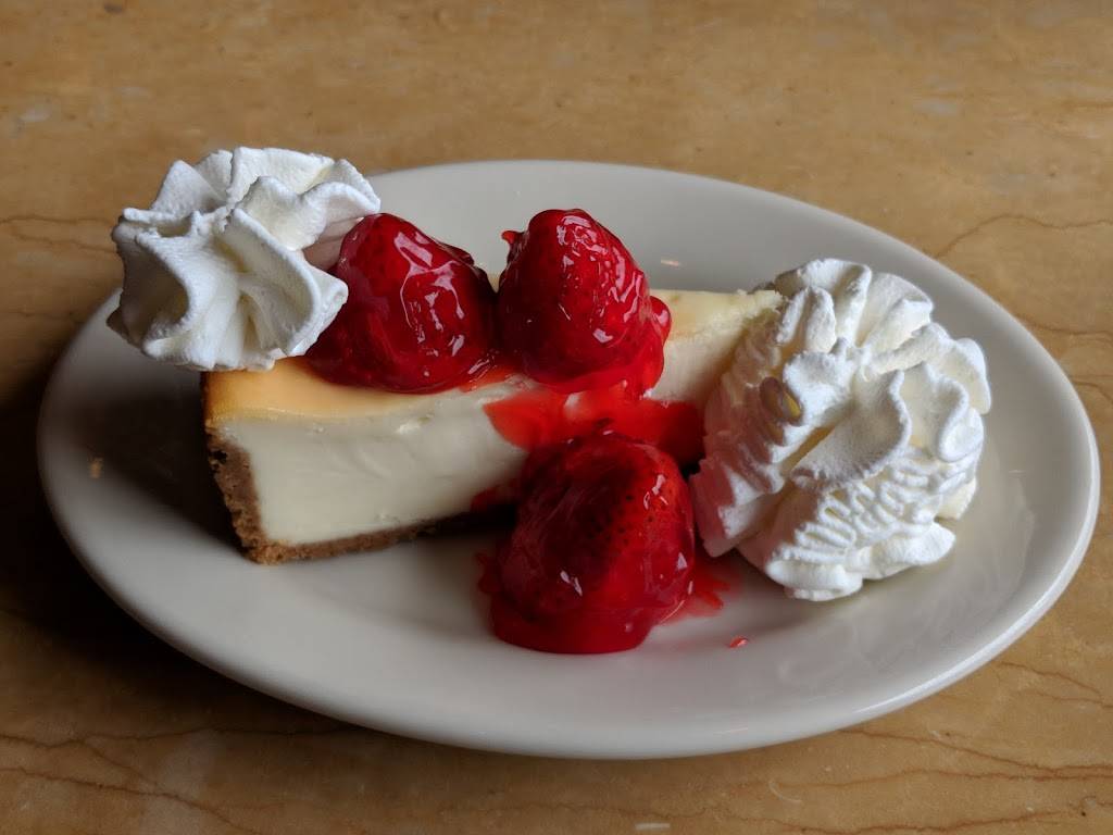 The Cheesecake Factory | restaurant | 5015 Westheimer Rd, Houston, TX 77056, USA | 7138400600 OR +1 713-840-0600