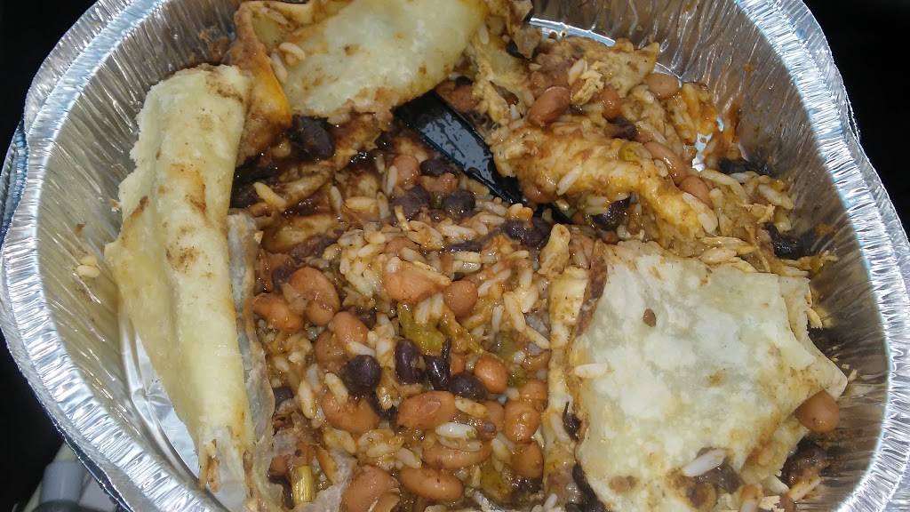 Cafe Rio Mexican Grill | restaurant | 3851 Alton Pkwy B, Irvine, CA 92606, USA | 9493457740 OR +1 949-345-7740