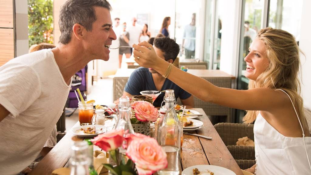 The Local House | restaurant | 400 Ocean Dr, Miami Beach, FL 33139, USA | 7862308396 OR +1 786-230-8396