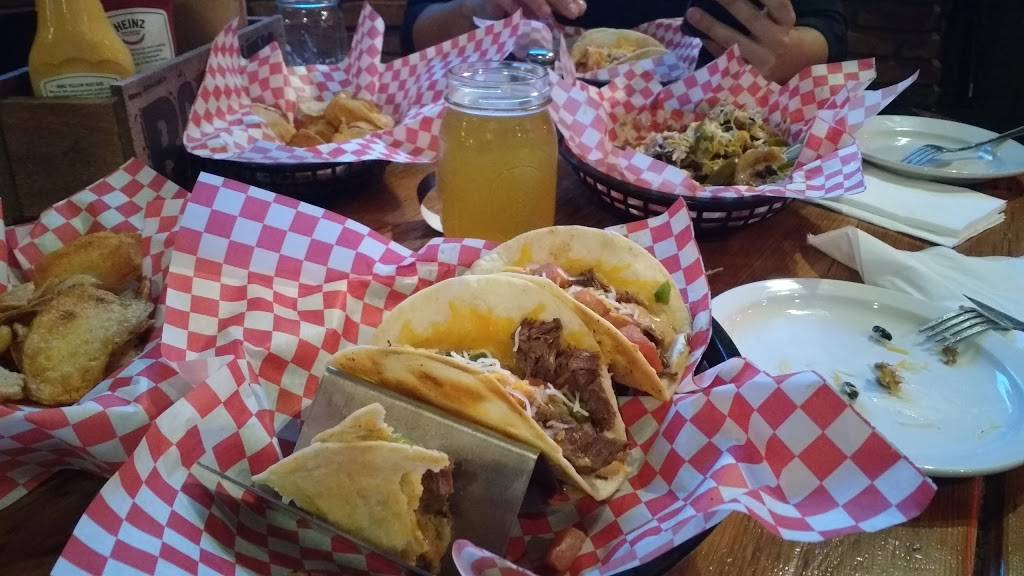 Baxters 942 Bar & Grill | night club | 942 Baxter Ave, Louisville, KY 40204, USA | 5024099422 OR +1 502-409-9422