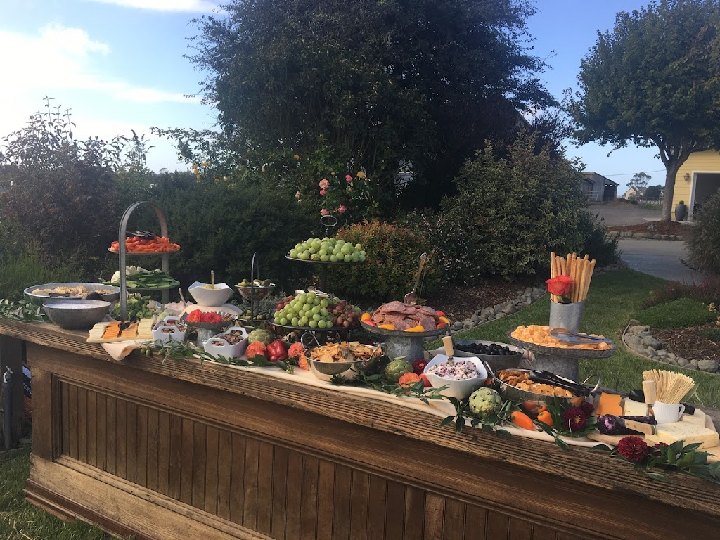 Dorris and Daughter Catering & Cafe | cafe | 111 Kemp Ln, Fortuna, CA 95540, USA | 7075999544 OR +1 707-599-9544