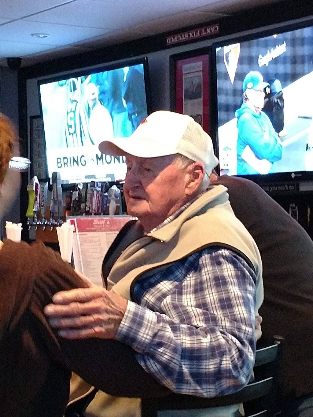 Britts Pizzeria & Pub | restaurant | 888 Lafayette Rd, Hampton, NH 03842, USA | 6039269300 OR +1 603-926-9300