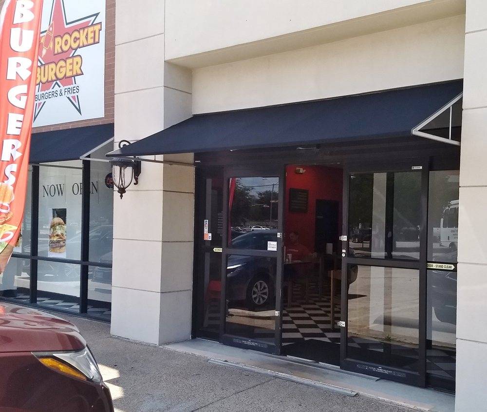 Sky Rocket Burger | restaurant | 7877 Frankford Rd #101B, Dallas, TX 75252, USA | 4698637090 OR +1 469-863-7090