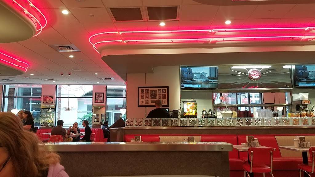 RedEye Diner | restaurant | 210 E Trade St c149, Charlotte, NC 28202, USA | 9805852867 OR +1 980-585-2867