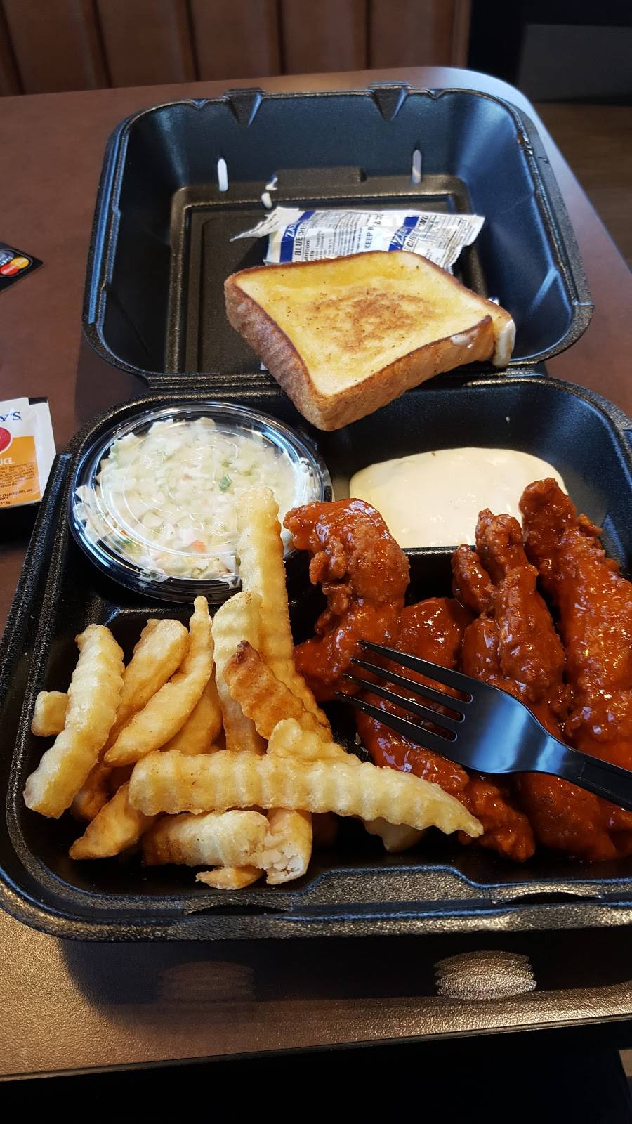 Zaxbys Chicken Fingers & Buffalo Wings | restaurant | 1203 Hwy 74 S, Peachtree City, GA 30269, USA | 7707420287 OR +1 770-742-0287