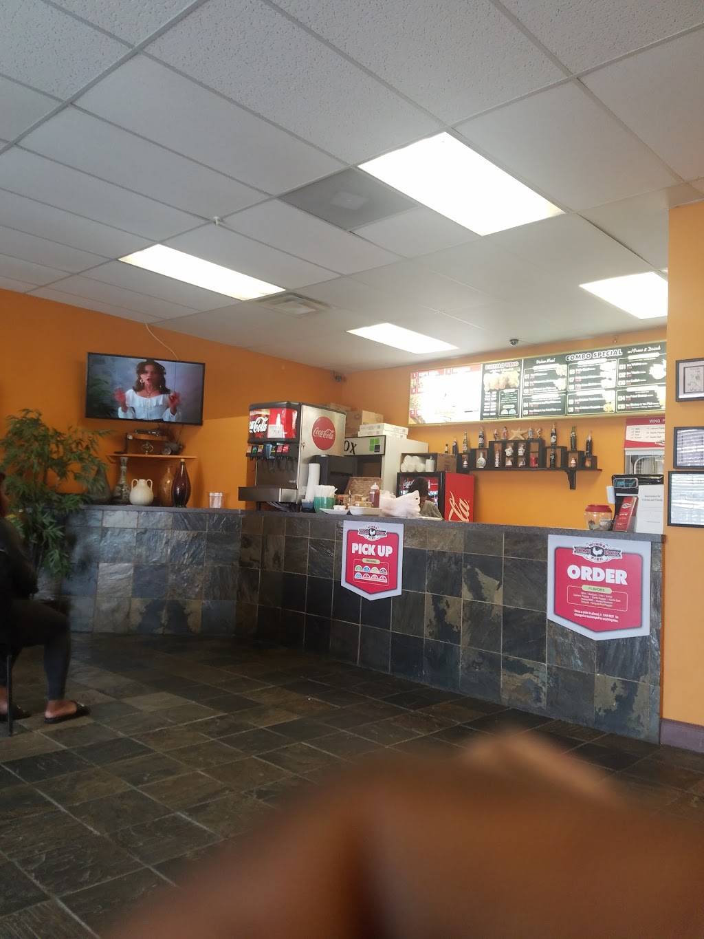 Home Box Wings/Fish | restaurant | 336B GA-138, Riverdale, GA 30274, USA | 6784797997 OR +1 678-479-7997