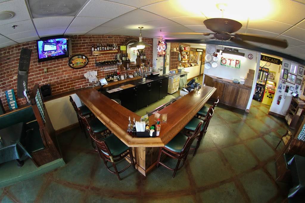 Old Town Pizza | restaurant | 436 Lincoln Blvd #202, Lincoln, CA 95648, USA | 9166457677 OR +1 916-645-7677