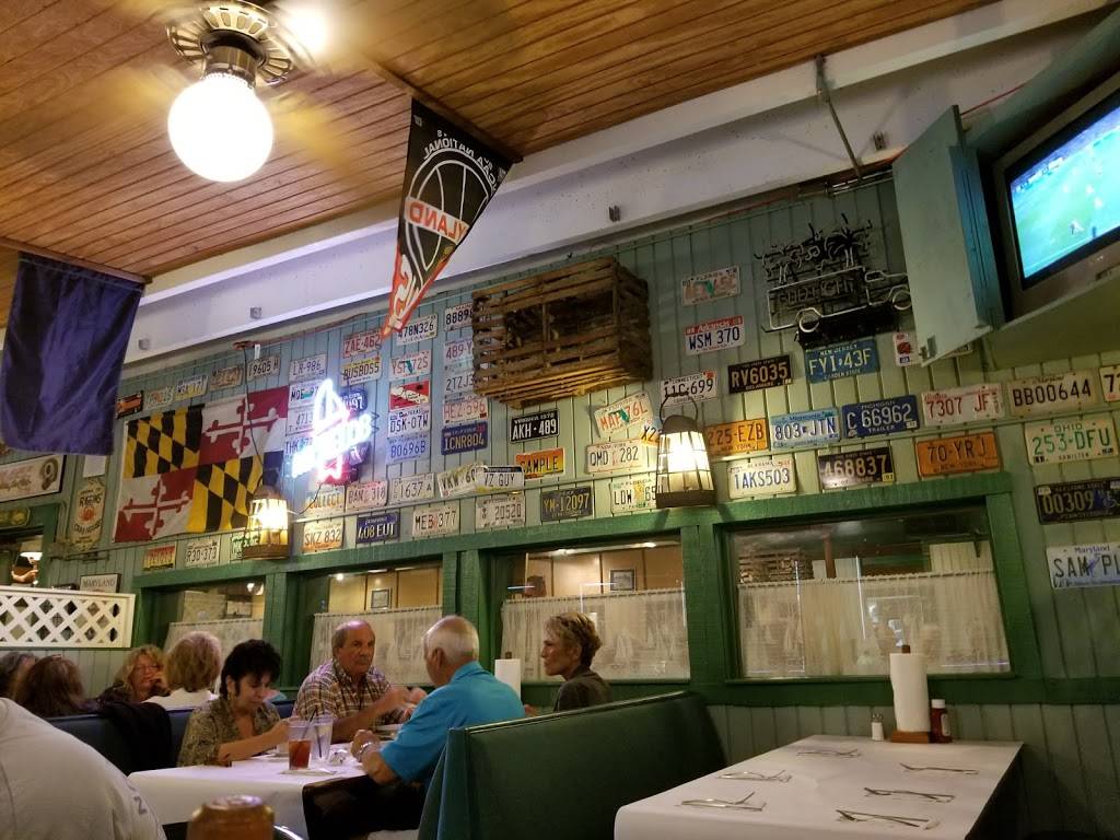 Riggins Crabhouse | restaurant | 607 Ridge Rd, Lantana, FL 33462, USA | 5615863000 OR +1 561-586-3000