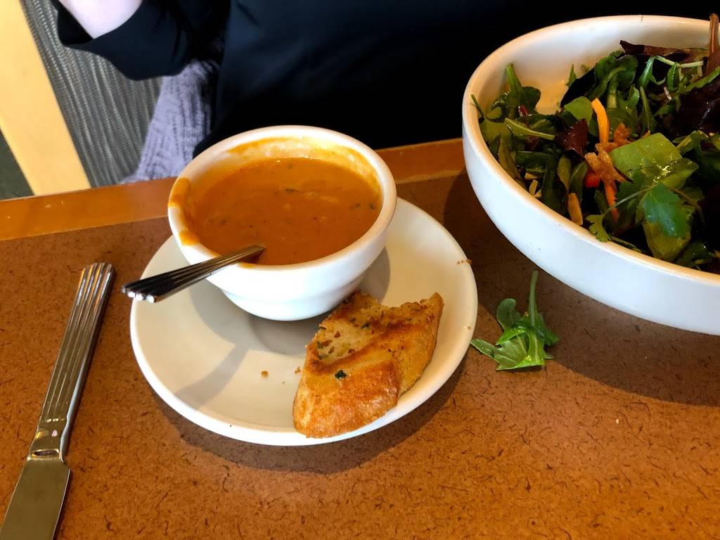 Cafe Bistro | cafe | 15900 La Cantera Pkwy, San Antonio, TX 78256, USA | 2103321900 OR +1 210-332-1900