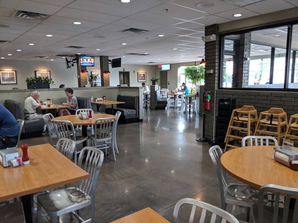 Johnnies Charcoal Broiler | restaurant | 421 W Interstate 240 Service Rd, Oklahoma City, OK 73139, USA | 4056344681 OR +1 405-634-4681