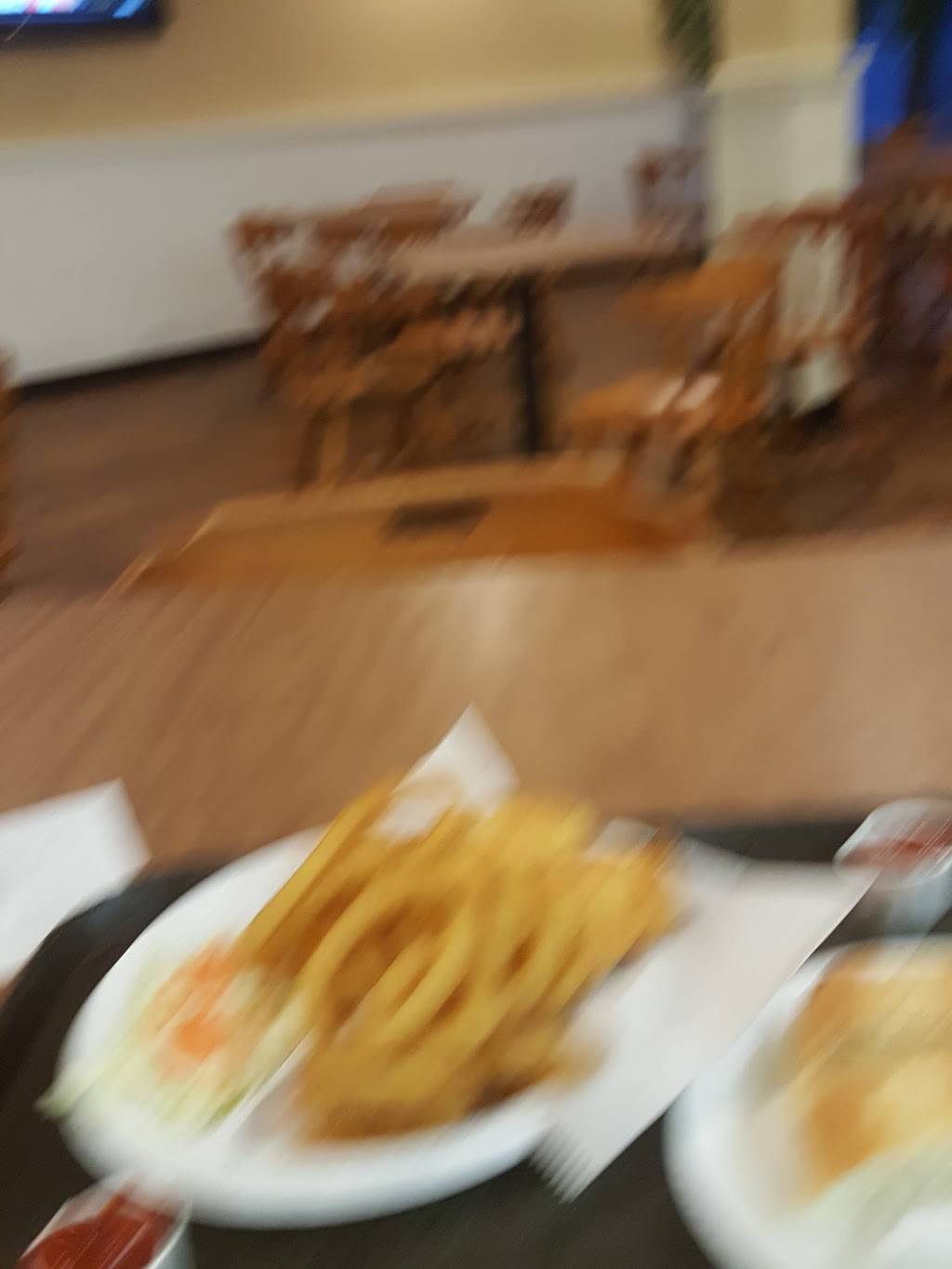 Central Pizza | restaurant | 55 Central St, Southbridge, MA 01550, USA | 5087642541 OR +1 508-764-2541