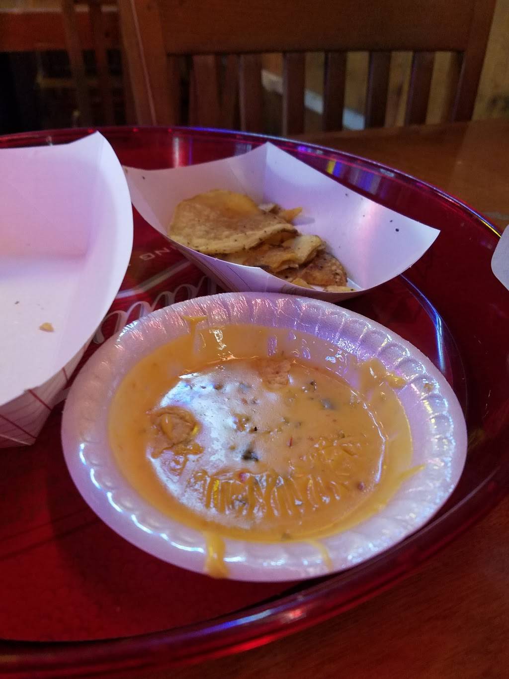 Posse East | restaurant | 2900 Duval St, Austin, TX 78705, USA | 5124772111 OR +1 512-477-2111