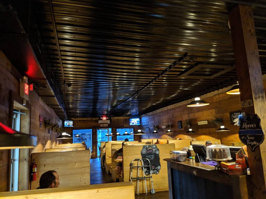 The Branford Gathering | restaurant | 116 Suwannee Ave, SW Suwannee Ave, Branford, FL 32008, USA | 3869350076 OR +1 386-935-0076