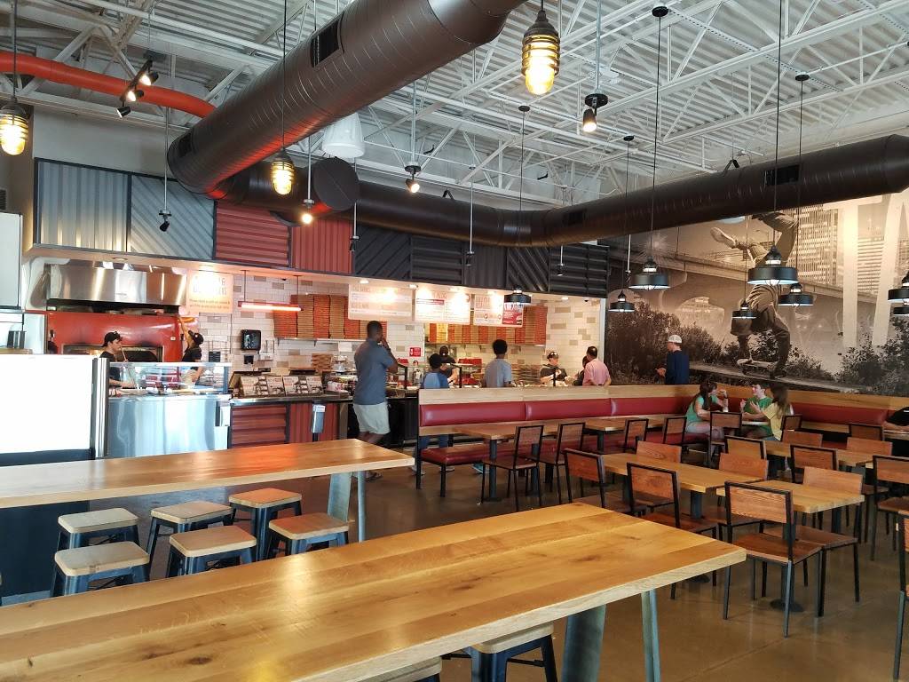 Blaze Pizza | meal takeaway | 12701 Stone Village Way, Midlothian, VA 23113, USA | 8042341482 OR +1 804-234-1482