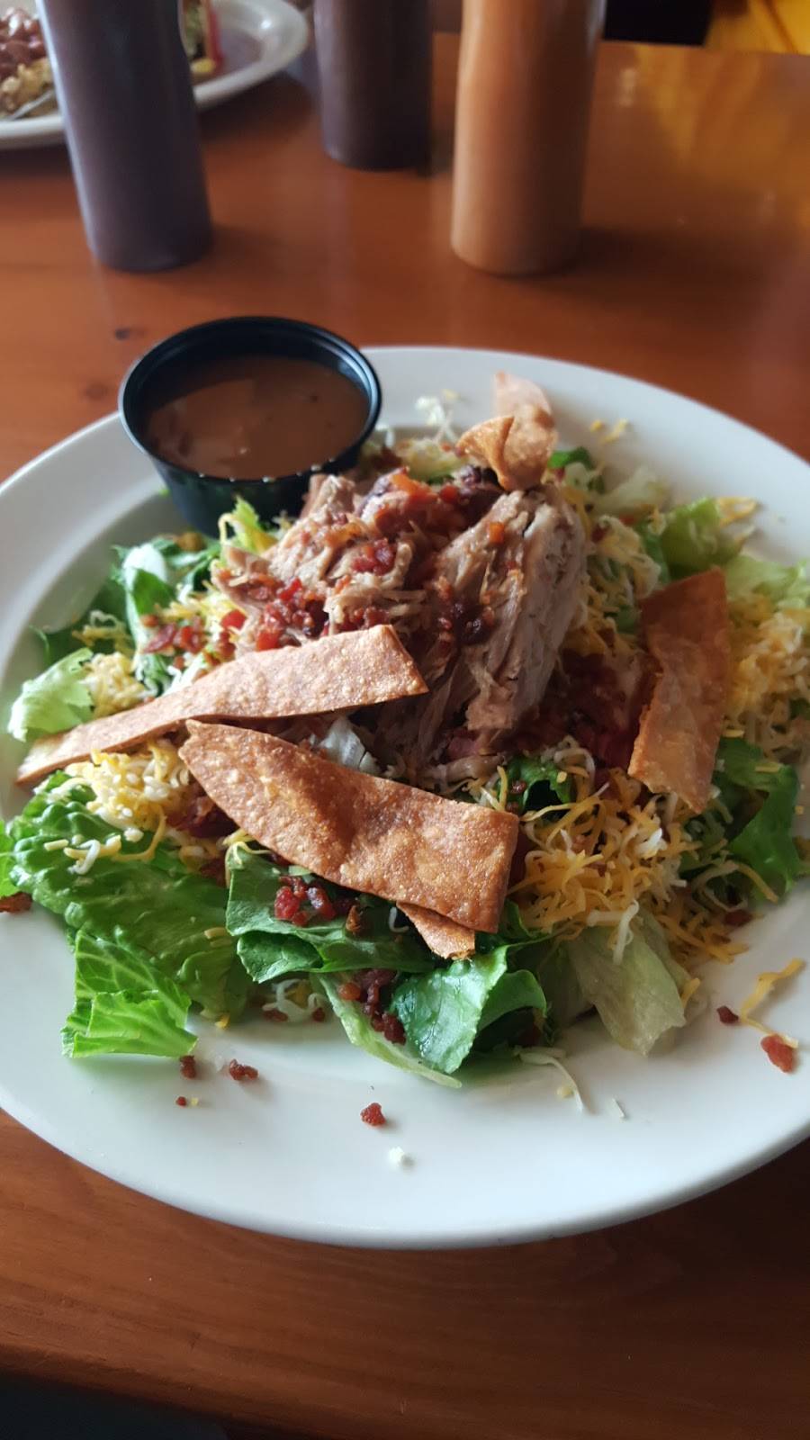 Bones Smokehouse | restaurant | 7601 E Brainerd Rd #5a, Chattanooga, TN 37421, USA | 4237103382 OR +1 423-710-3382