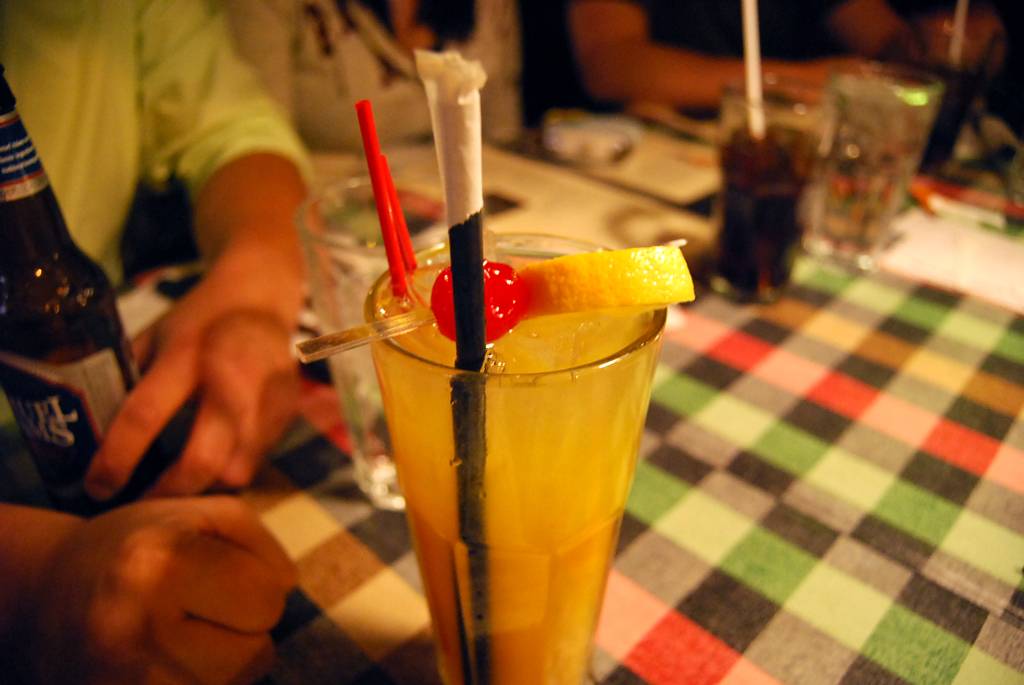 Leonas Pizzeria & Restaurant | restaurant | 3877 N Elston Ave, Chicago, IL 60618, USA | 7732677287 OR +1 773-267-7287