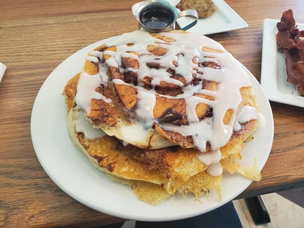 Staks Pancake Kitchen | restaurant | 4615 Poplar Ave #102, Memphis, TN 38117, USA | 9015092367 OR +1 901-509-2367