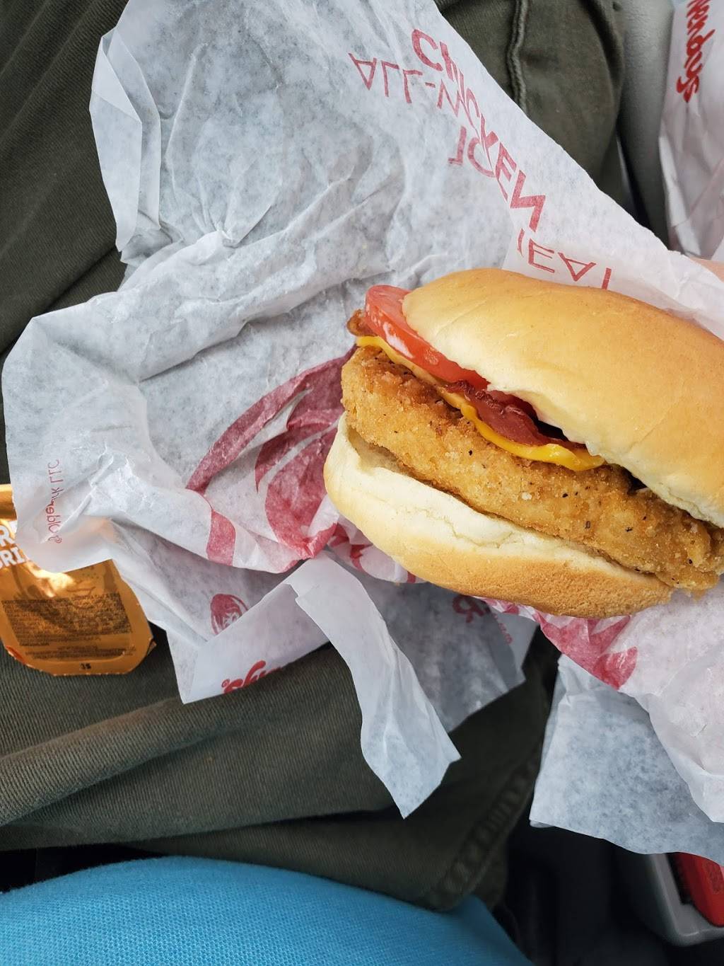 Wendys | restaurant | 121 Virginia St E, Charleston, WV 25301, USA | 3043420662 OR +1 304-342-0662