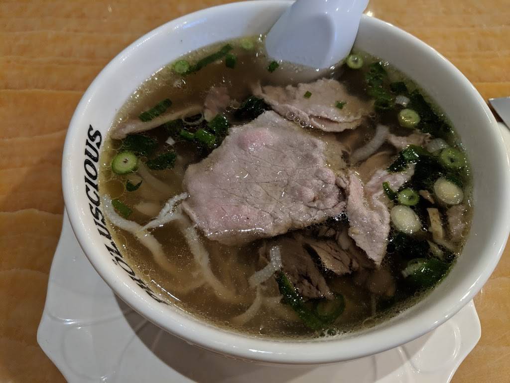 Pholuscious Vietnamese Noodles and Grill | restaurant | 10048 Darnestown Rd, Rockville, MD 20850, USA | 3017622226 OR +1 301-762-2226