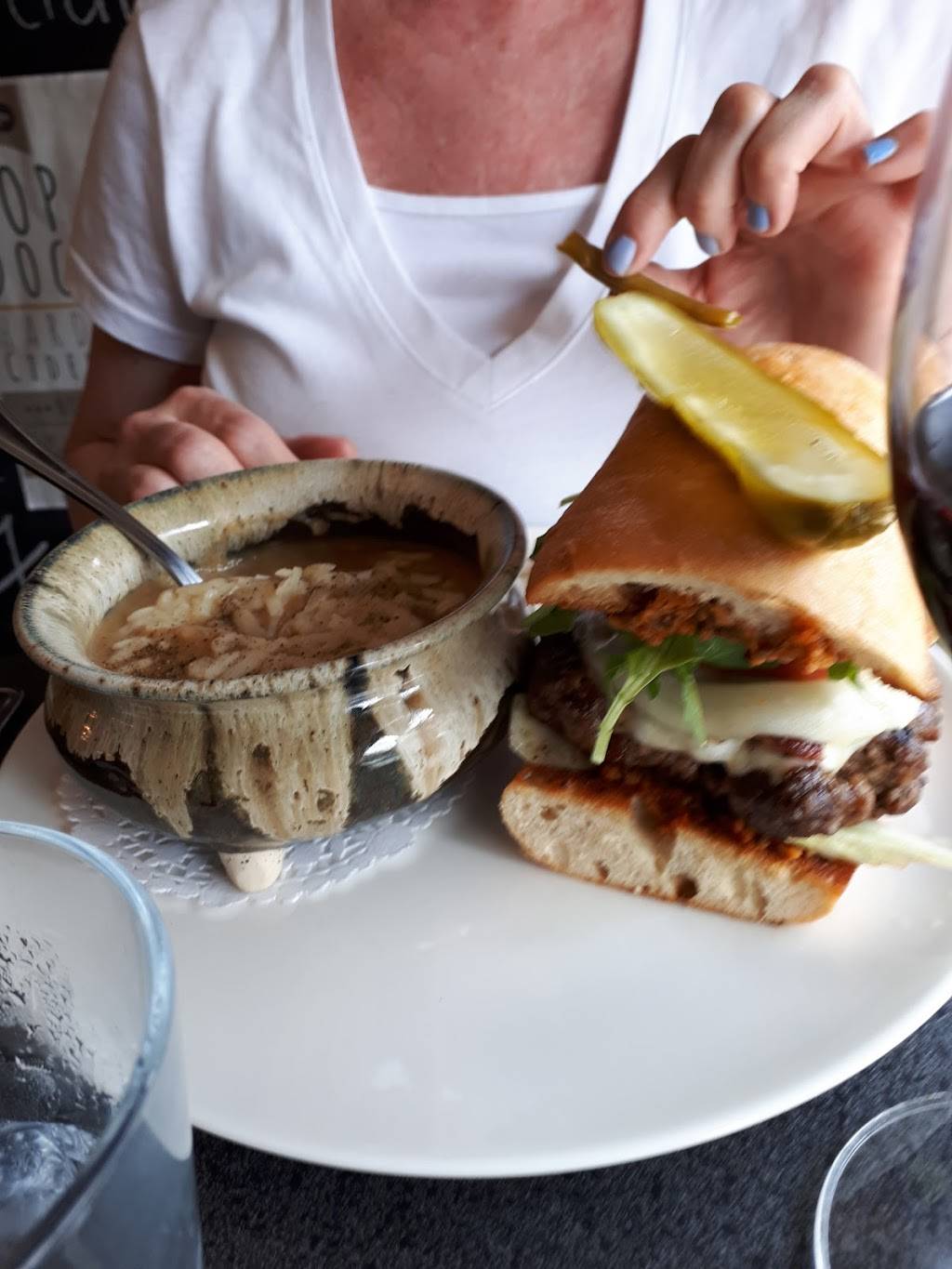 Ferrera | restaurant | 25 Robinson St, Simcoe, ON N3Y 3P2, Canada | 2264403111 OR +1 226-440-3111