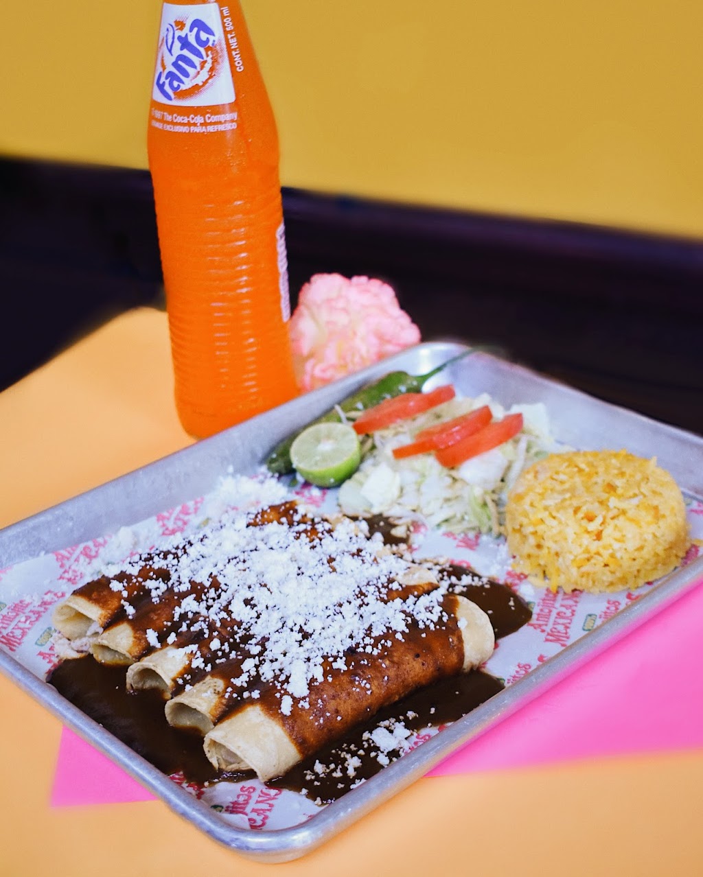 Antojitos Mexicanos | restaurant | 2310 Jefferson Valley Fair Suite #9, Harlingen, TX 78552, USA | 9562300551 OR +1 956-230-0551