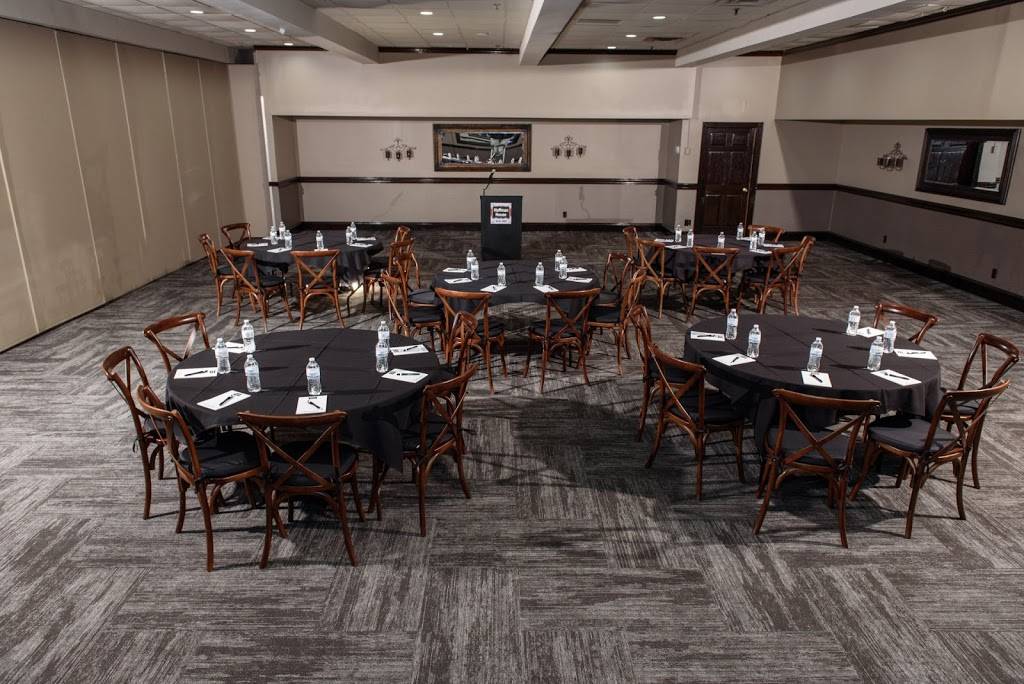 Hoffman House | restaurant | 7550 E State St, Rockford, IL 61108, USA | 8153975800 OR +1 815-397-5800