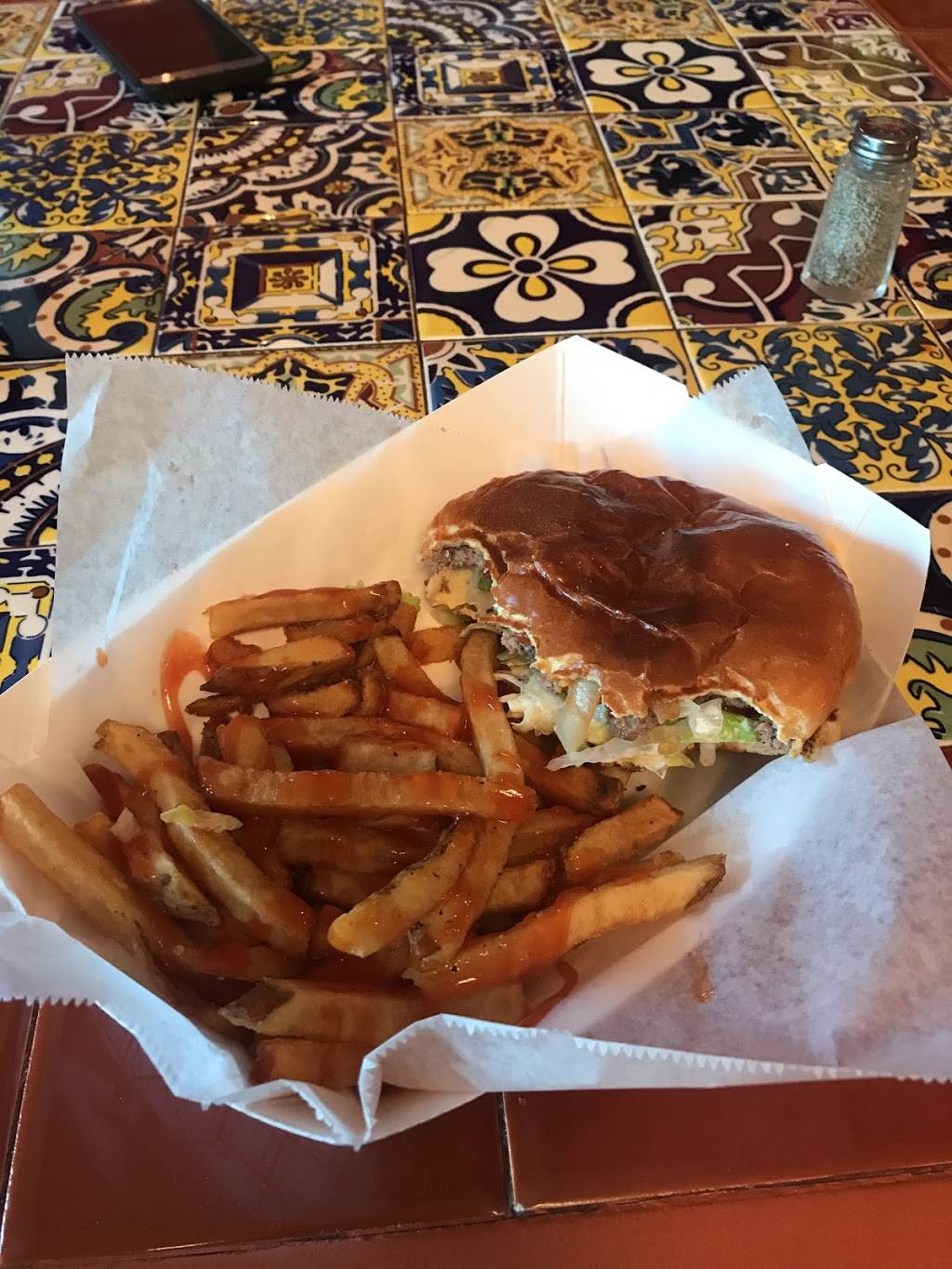 Choles Mexican Restaurant | restaurant | 331 E Glenwood Lansing Rd, Glenwood, IL 60425, USA | 7087582206 OR +1 708-758-2206