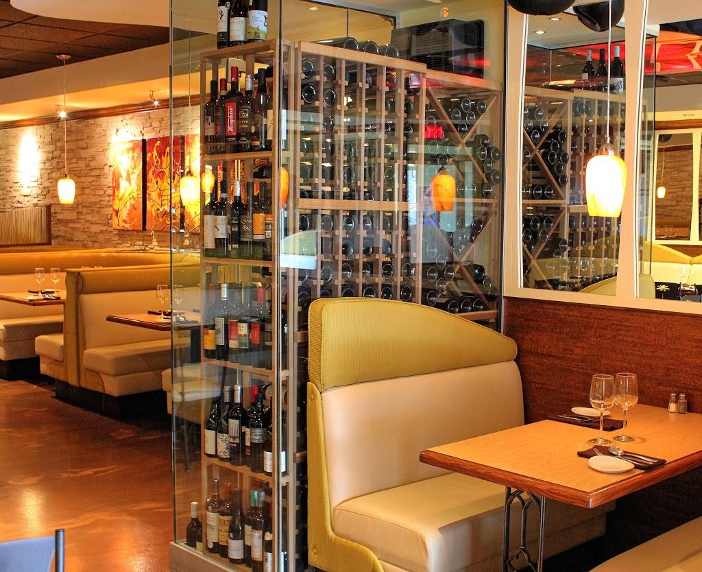 Le Soleo | restaurant | 261 Rue Saint Georges, Saint-Jérôme, QC J7Z 5T7, Canada | 4505650229 OR +1 450-565-0229