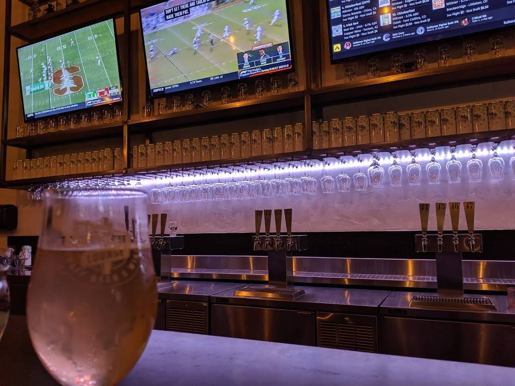 Hop Street Lounge | restaurant | 7215 E 22nd St #101, Tucson, AZ 85710, USA | 5202747904 OR +1 520-274-7904