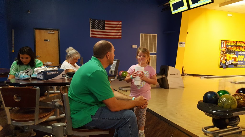 Eastern Shore Lanes | meal takeaway | 10460 Eastern Shore Blvd, Spanish Fort, AL 36527, USA | 2516253400 OR +1 251-625-3400