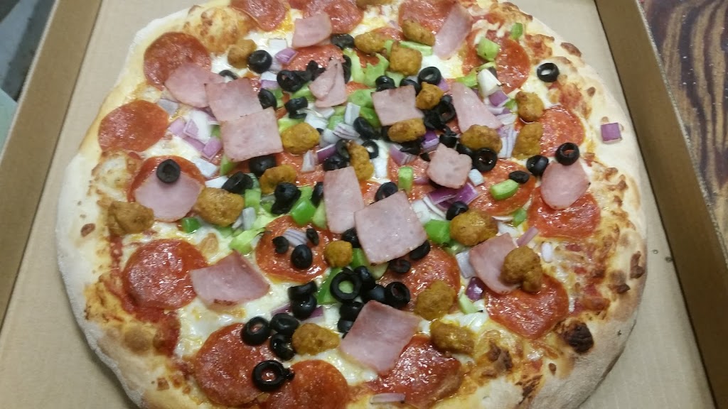 Mabely’s Pizza | restaurant | 148 Wild Turkey Dr, Eagle Pass, TX 78852, USA | 8303251636 OR +1 830-325-1636