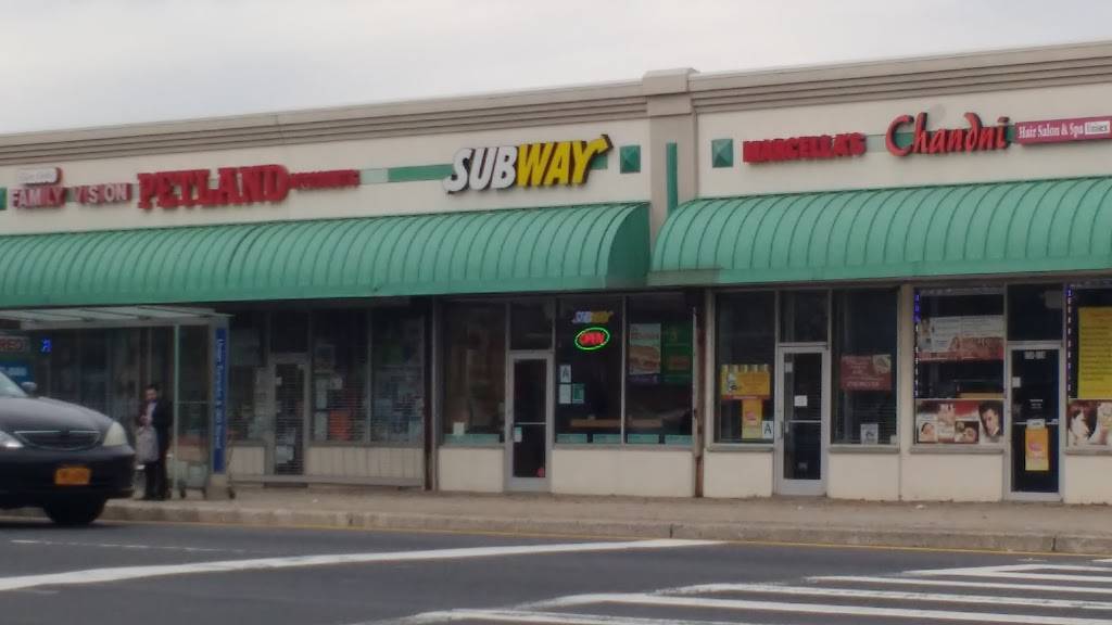 Subway Restaurants | restaurant | 259-19 Union Tpke, Glen Oaks, NY 11004, USA | 7183431584 OR +1 718-343-1584