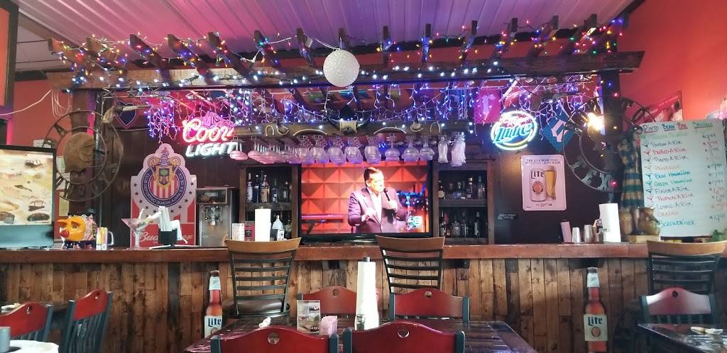 Pinto Bean | restaurant | 700 W Main St, Edna, TX 77957, USA | 3617810190 OR +1 361-781-0190