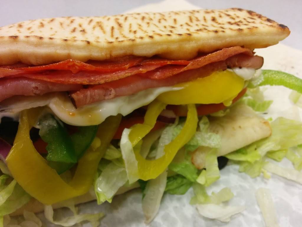 Subway | restaurant | 215 E Herrick Ave, Wellington, OH 44090, USA | 4406476402 OR +1 440-647-6402
