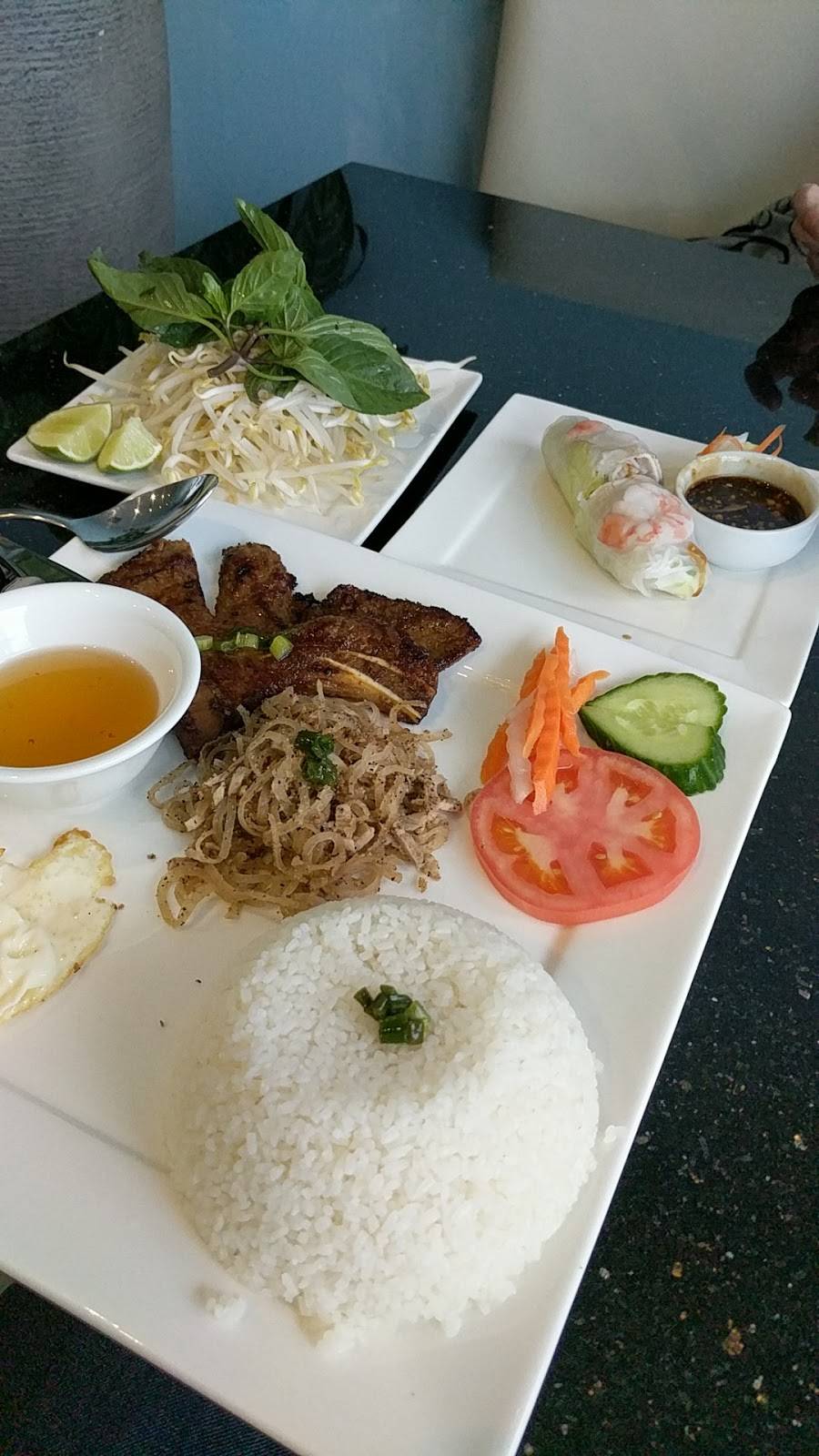 Pho Hoa 89 | restaurant | 660 Eglinton Ave W Unit 14, Mississauga, ON L5R 3V2, Canada | 9055029669 OR +1 905-502-9669