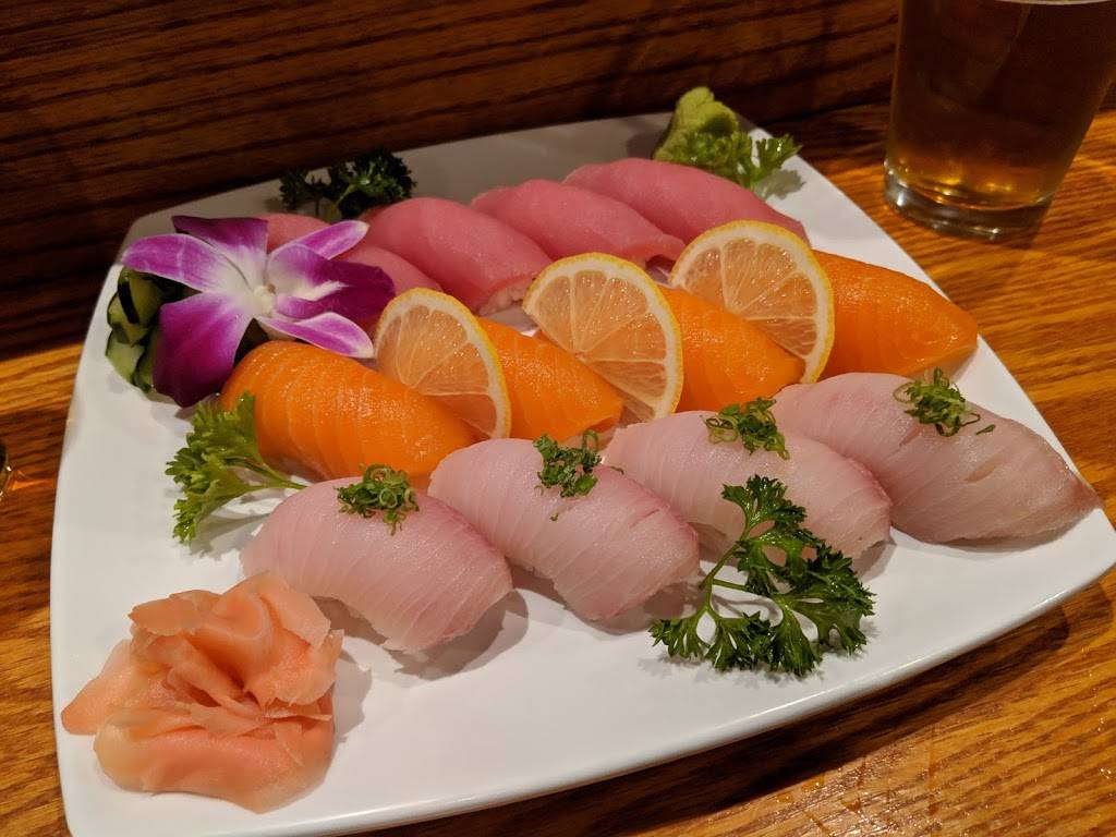 Oishi Sushi | restaurant | 8101 NE Parkway Dr # E2, Vancouver, WA 98662, USA | 3602532222 OR +1 360-253-2222