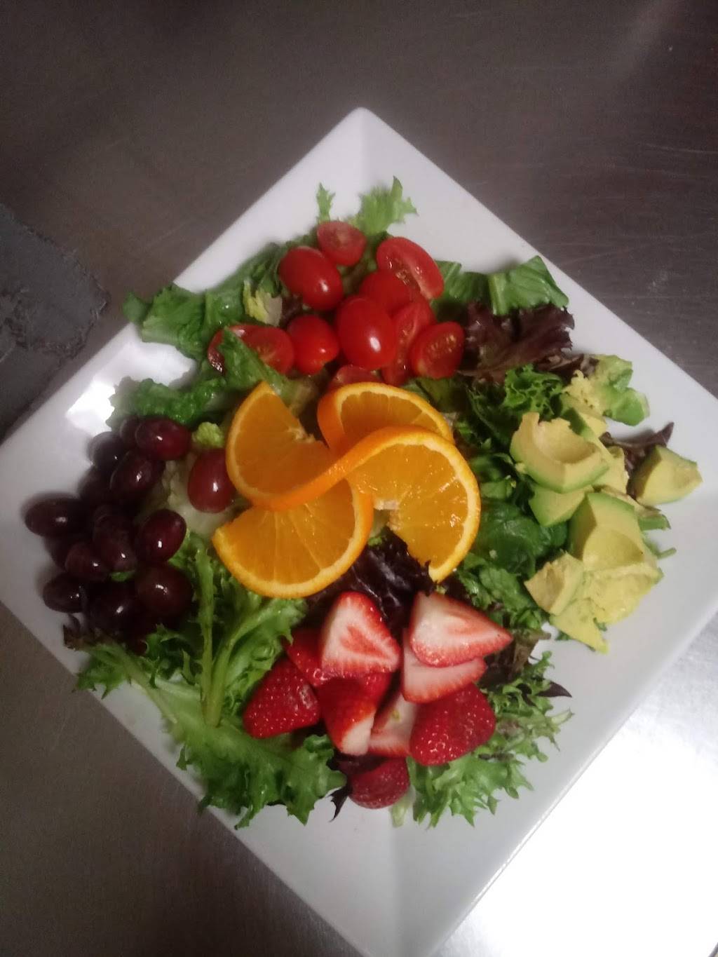 Roadside Bar & Grill | restaurant | N5575 WI-57, Plymouth, WI 53073, USA | 9208931770 OR +1 920-893-1770