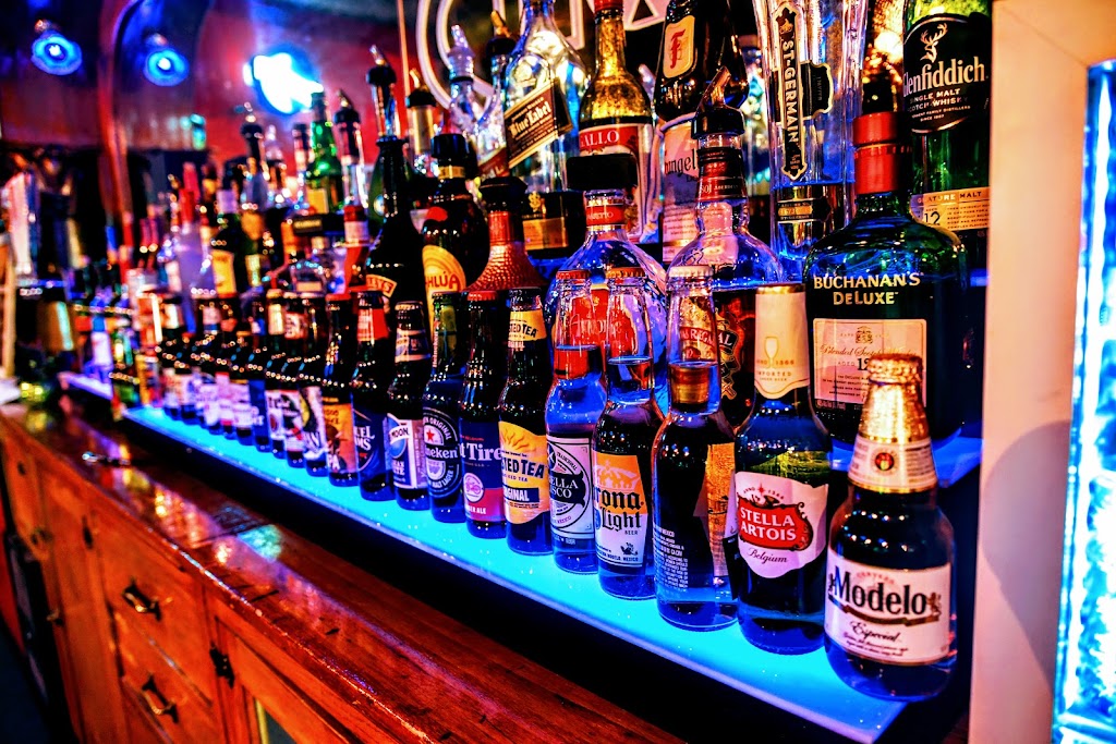 Chutes Restaurant & Bar | restaurant | 1450 N Riverbend Dr, Douglas, WY 82633, USA | 5052168742 OR +1 505-216-8742